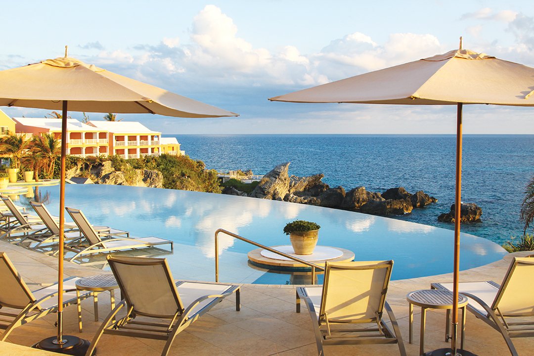 Reefs Club condos at Bermuda’s The Reefs Resort & Club enjoy an infinity pool that appears to spill into the ocean