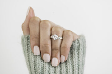 Vintage setting engagement ring