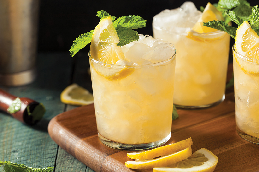 Homemade Boozy Bourbon Whiskey Smash with Lemon and Mint