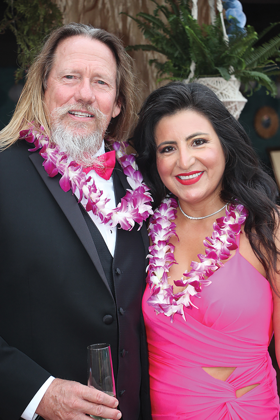 Las Patronas’ 76th Annual Jewel Ball takes place at La Jolla Beach