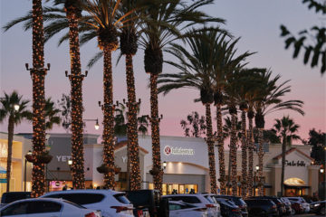 The Forum Carlsbad during the holidays