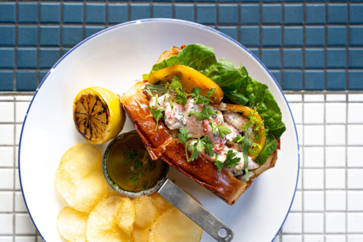 Lobster roll, Herb & Sea