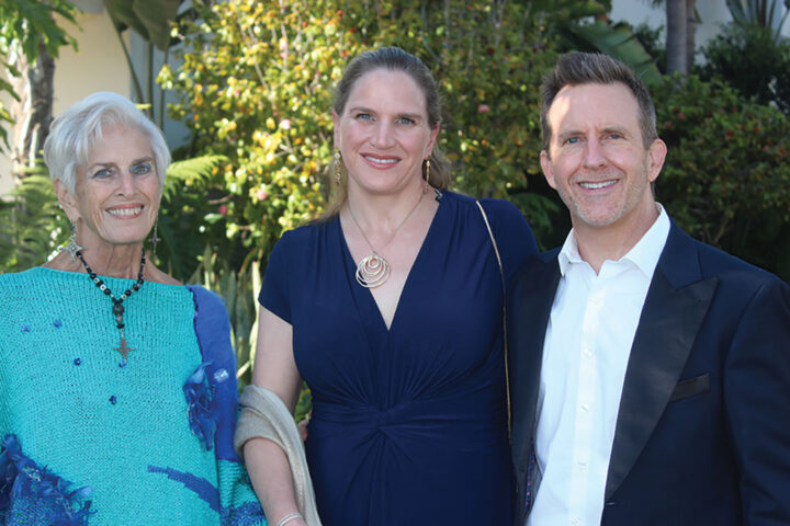 Sharon Tiefenbrunn with Theresa and Lee Sample