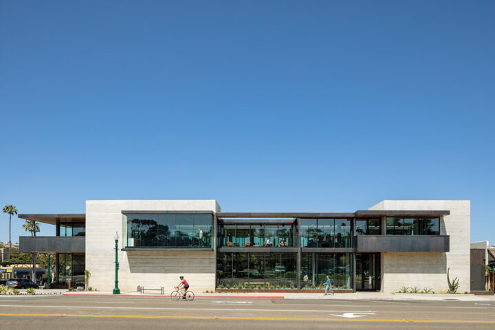 C3 Bank in Encinitas gives a subtle lifeguard tower reference