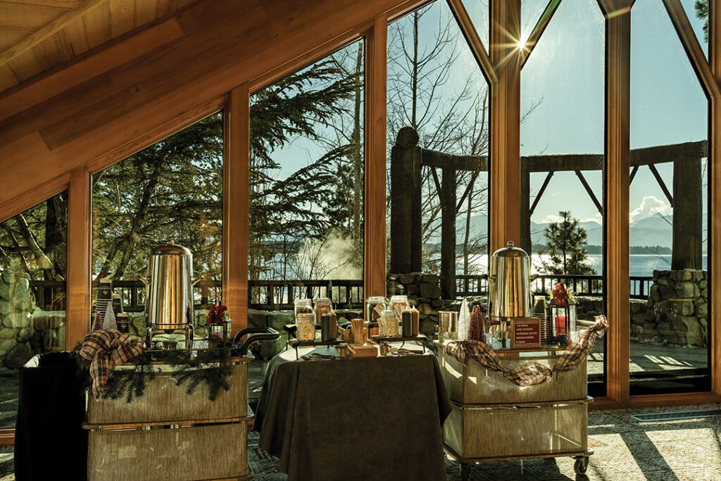 Edgewood’s high-ceilinged Great Room lobby