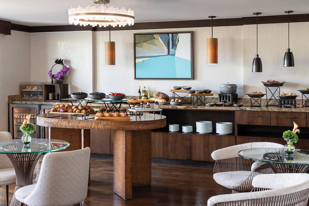 Guests at the Ritz-Carlton Club Level have access to The Club Lounge