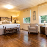 Tapoco Lodge guest room