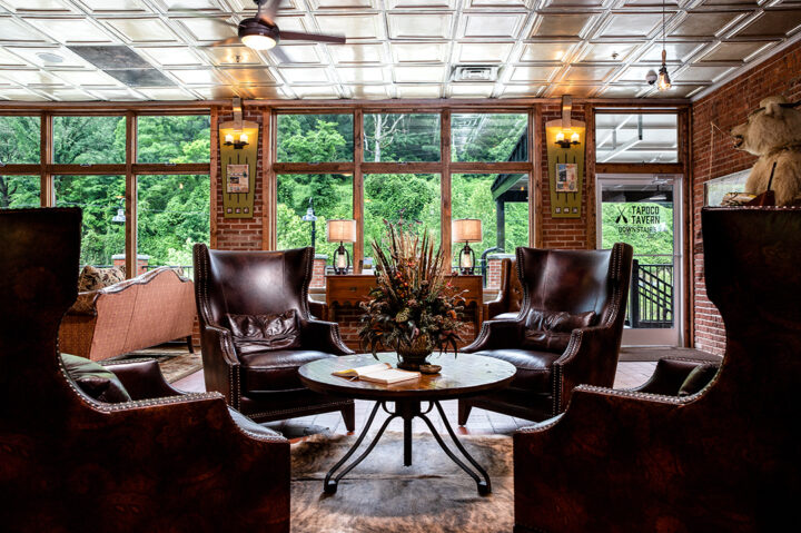 Tapoco Lodge lobby
