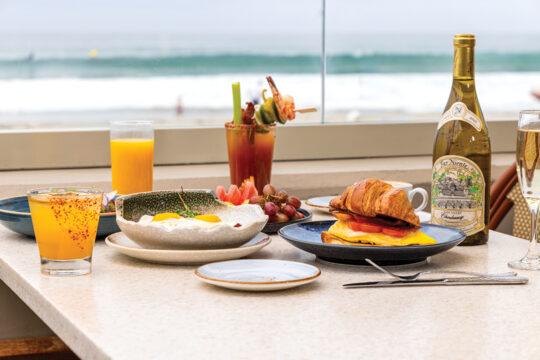 Readers’ Choice, Outdoor Dining: Poseidon Restaurant