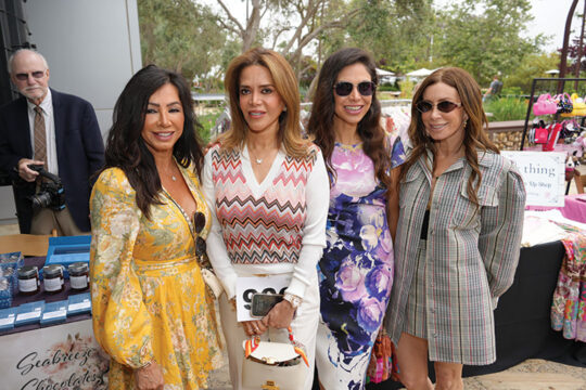 Sandra Alavi, Rocio Flynn, Paola Middleton, Sydney Holland