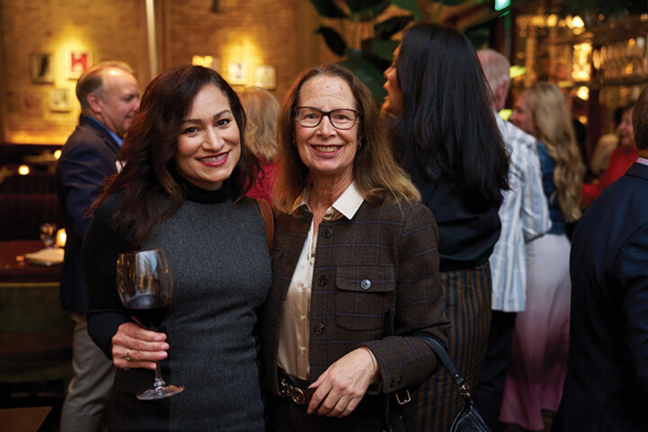 Móni Ceseña and Carol Sever