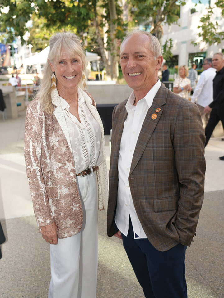 Gwendolyn Sontheim and Bob Kamensky