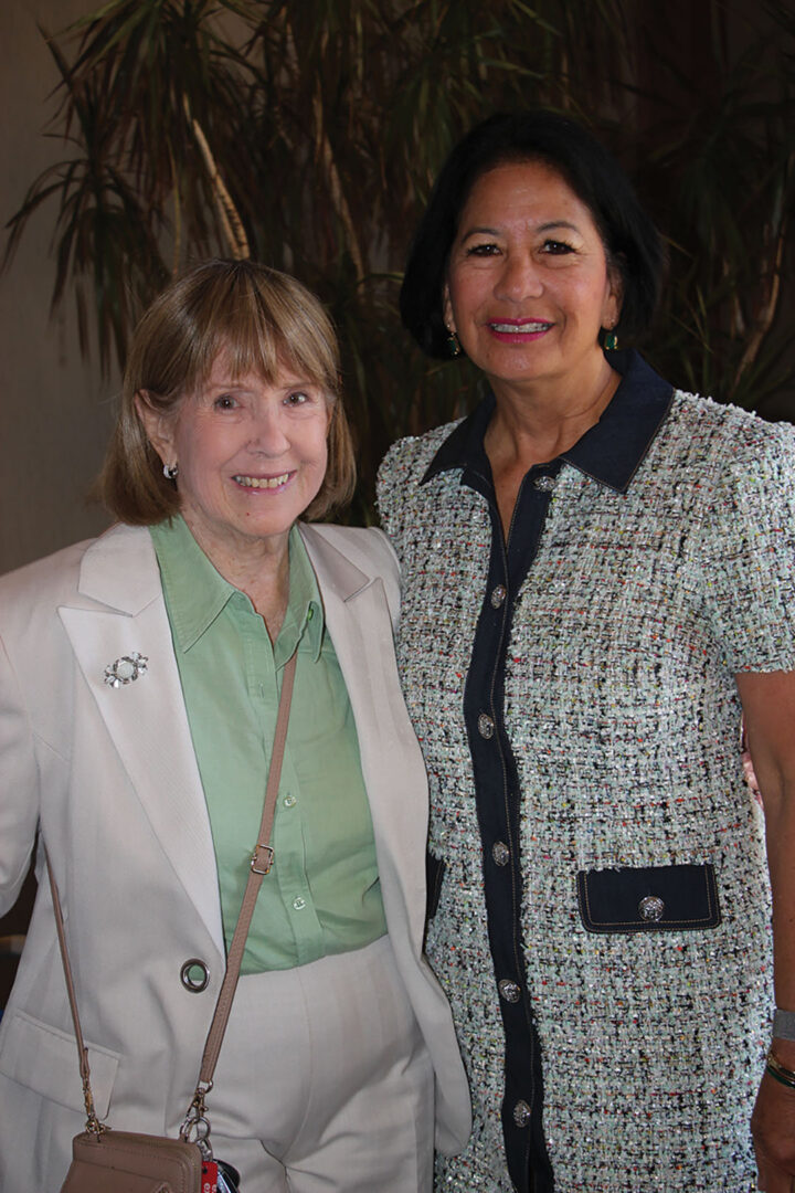 Esther Rodriguez and Dee Ammon