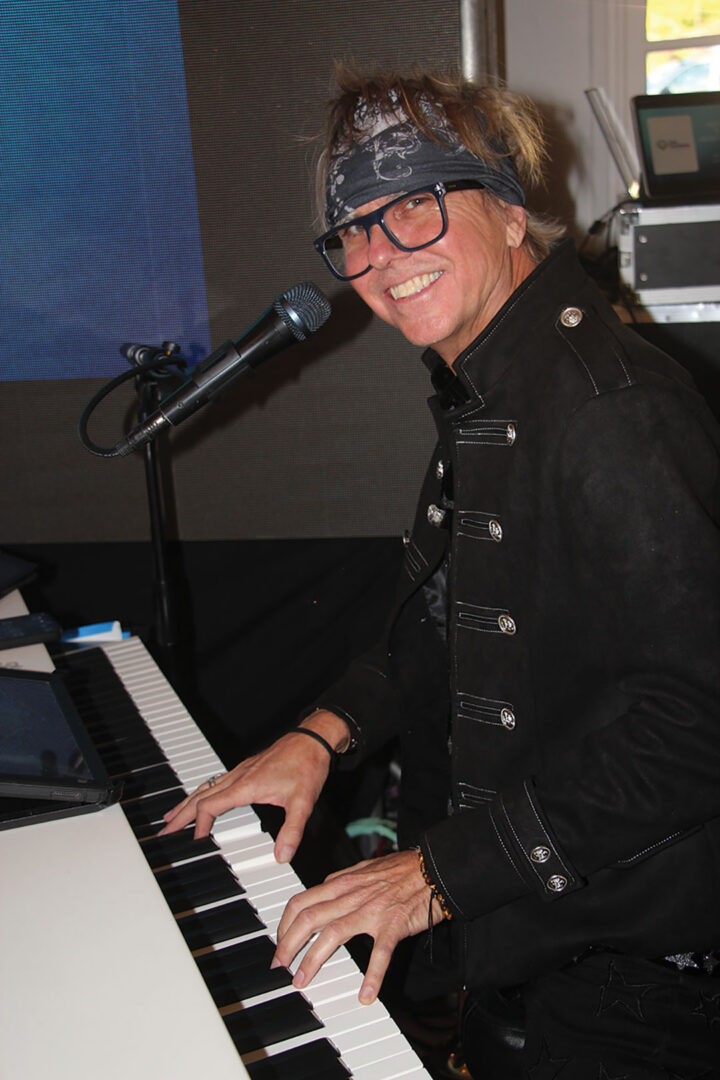 Donny Scott